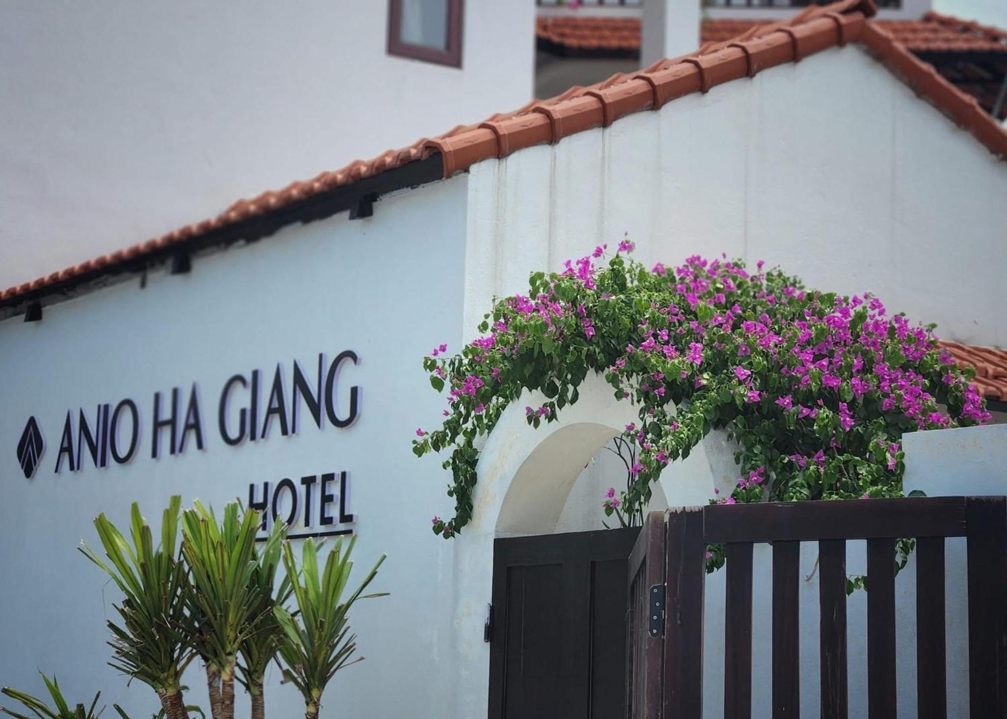 Anio Ha Giang Hotel Buitenkant foto